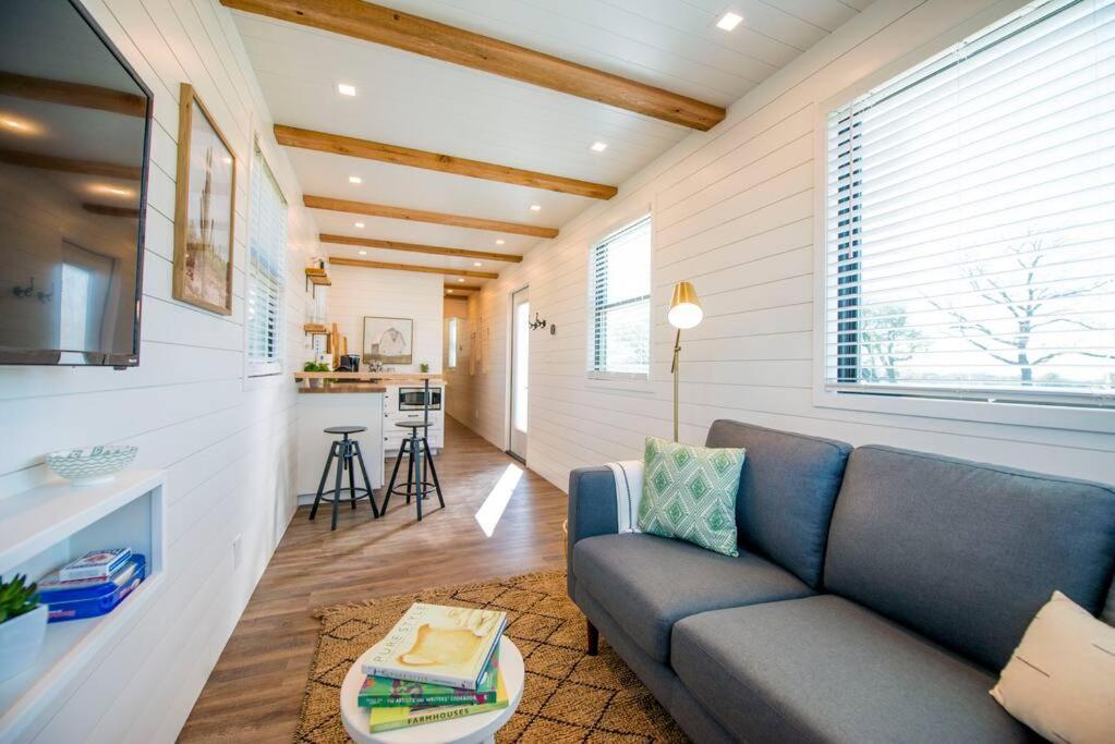 Container Home With Rooftop Views And Pickleball-Pecan Grove Bellmead Dış mekan fotoğraf