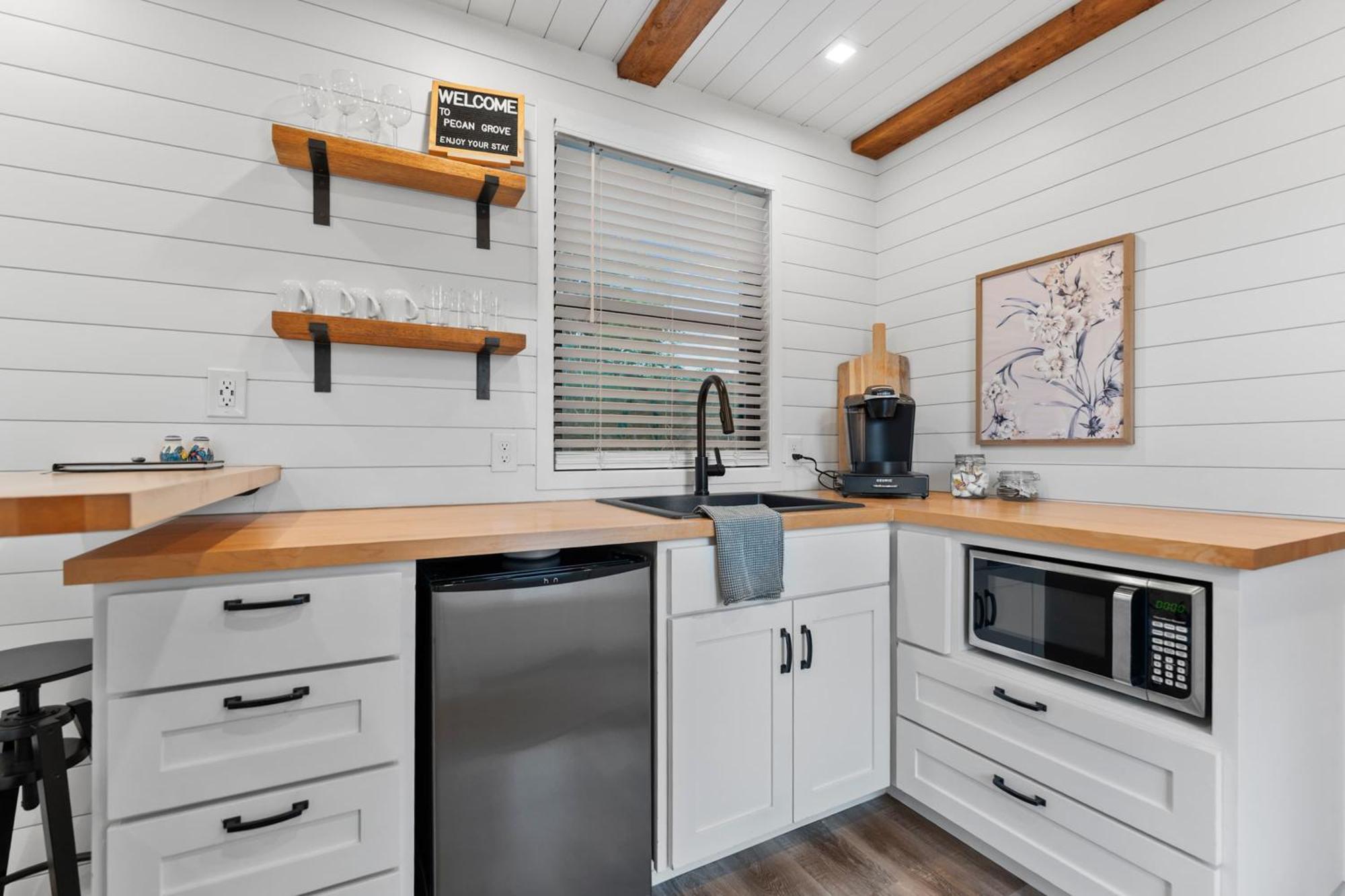 Container Home With Rooftop Views And Pickleball-Pecan Grove Bellmead Dış mekan fotoğraf